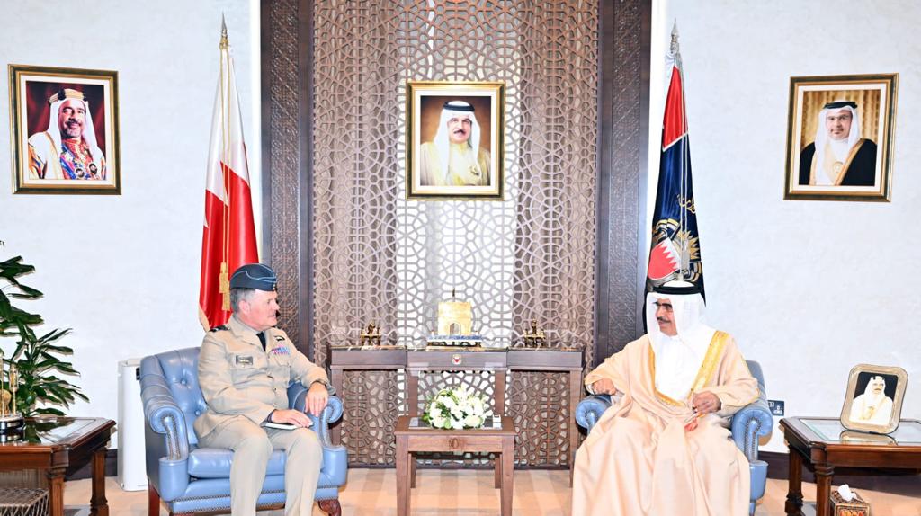 خلال استقباله كبير مستشاري الدفاع للشرق الأوسط ... معالي وزير الداخلية يشيد بالعلاقات التاريخية مع المملكة المتحدة والممتدة لما يزيد عن مائتي عام<